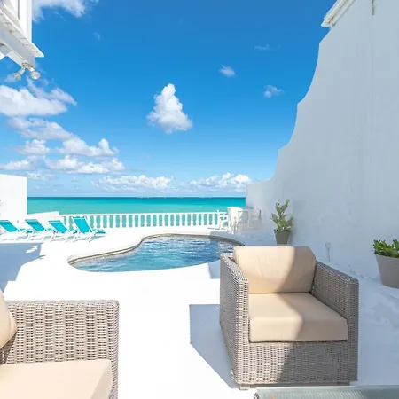 Caprice 5 -Private Beachfront Home In Gated Community